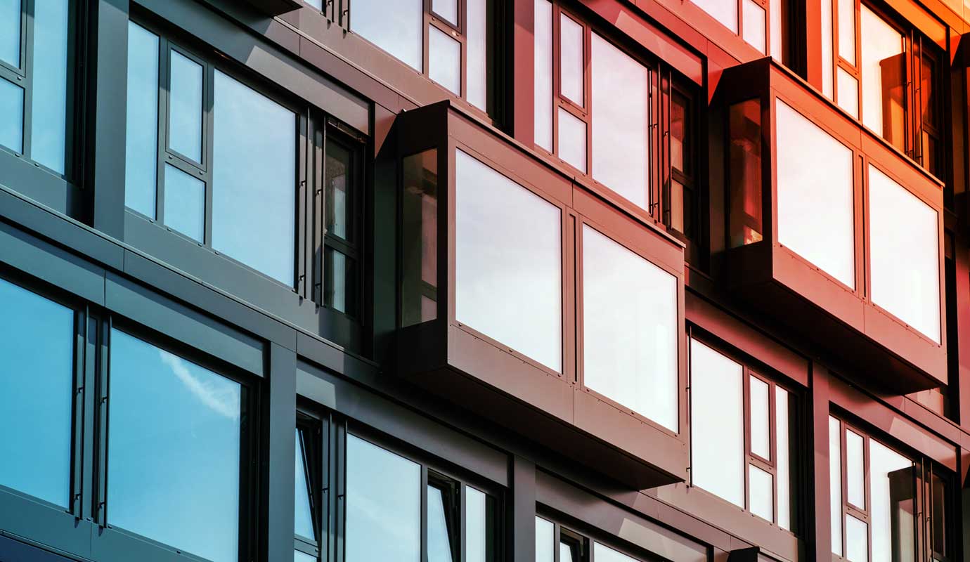 Windows in an uneven building side
